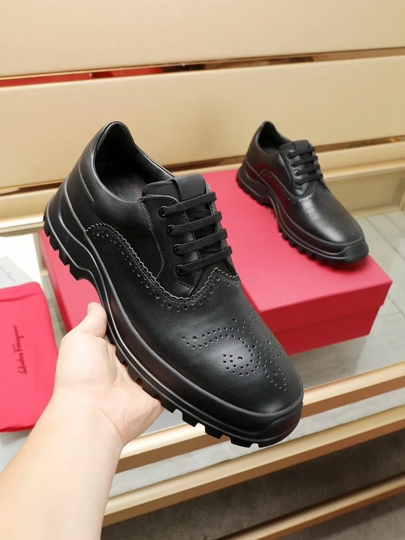 Factory P680💰🔥《Ferragamo》👏Latest•High-end top brand luxury~purchasing agent, top~quality. New fashionable business men's shoes 🔜The uppers are made of original first-layer open-edge beaded cowhide➕cowhide·lining, with fine workmanship. The original stylish and soft combination wear-resistant and non-slip outsole is light and comfortable on the feet. The real thing looks better in real photos. Number of yards: 38--44 (45 and 46 can be customized)